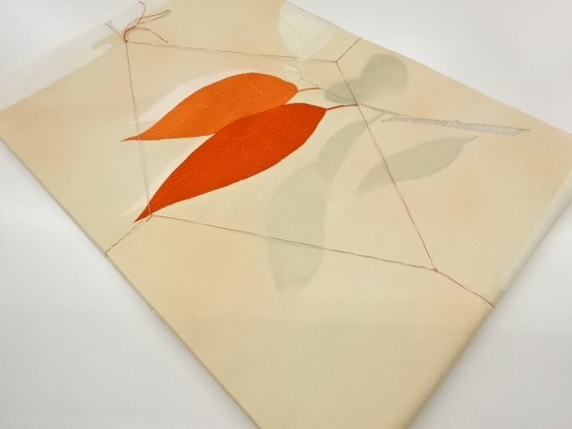 未使用品　金彩枝葉模様刺繍名古屋帯